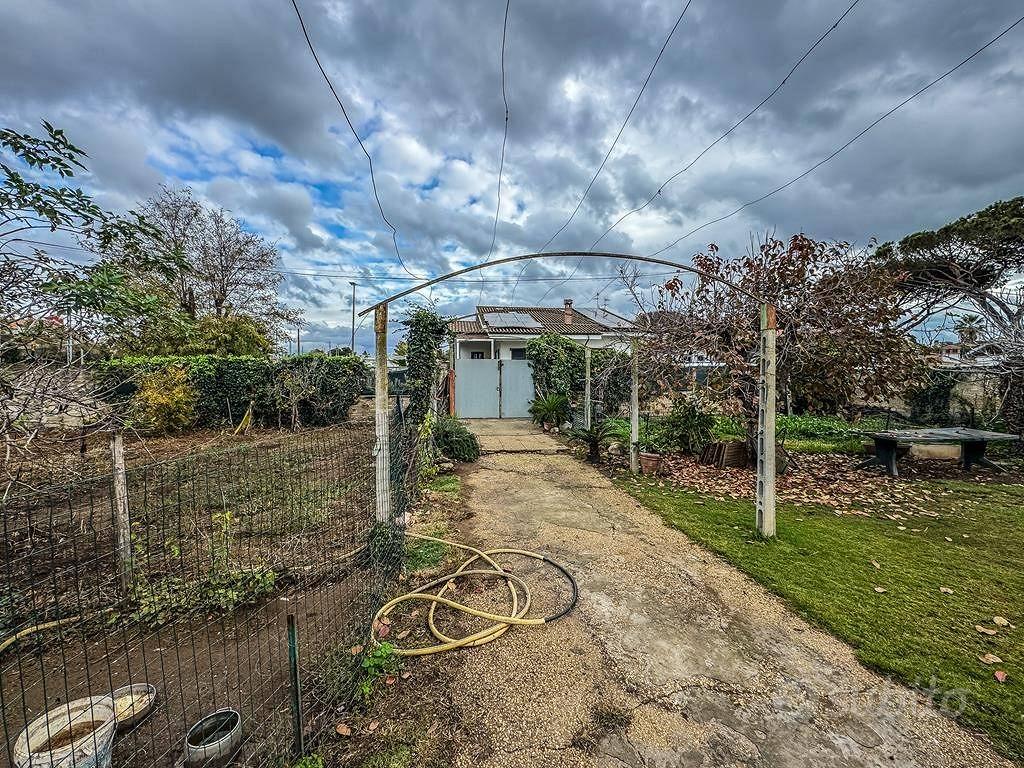 Terreno di 1000 m² a Roma - Vista 5