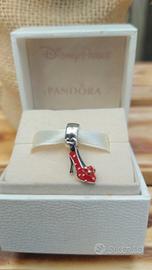Charm Pandora Disney Park Esclusiva Minnie Scarpa