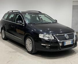 Volkswagen Passat 2.0TDI DSG Highline PER EXPORT