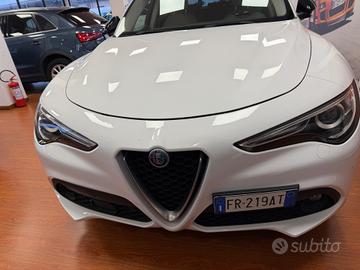 Alfa Romeo Stelvio 2.2 Turbodiesel 210 CV AT8 Q4 S