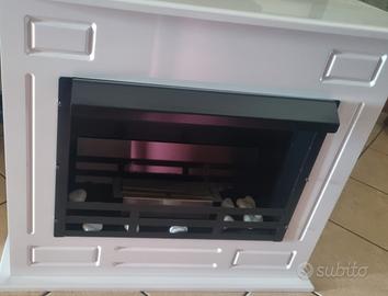 camino bioetanolo e tavolino 