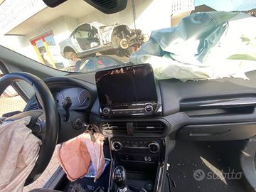 AUTORADIO CON NAVIGATORE ECOSPORT CR1 2018