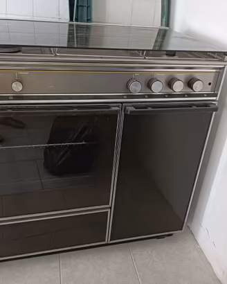 Cucina (forno+fornelli)