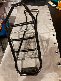 Portapacchie e cavalletto