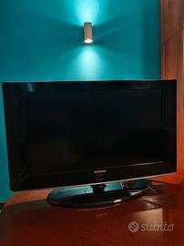 TV Samsung 32" + Decoder Digitale Terrestre
