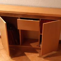 Consolle con cassetto e ante in legno