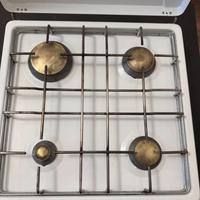 piano cottura a gas 4 fuochi