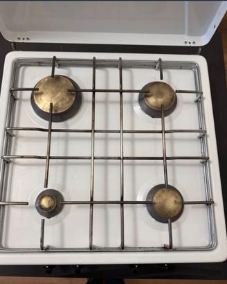 piano cottura a gas 4 fuochi