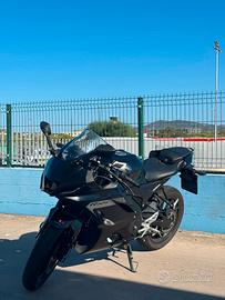 R 125 2025