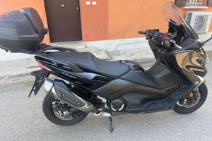 Scooter Tmax anno 2019