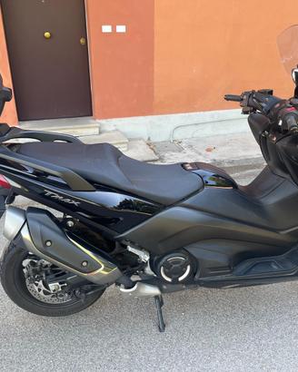 Scooter Tmax anno 2019