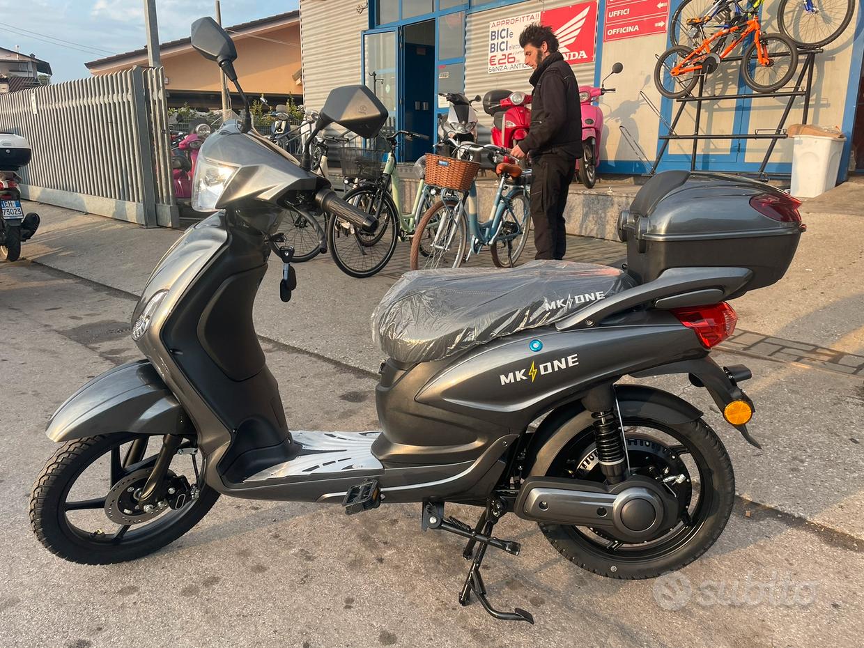 Scooter elettrico Fantastiche offerte di Biciclette