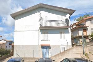 Casa singola a Tonara