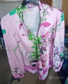 Camicia/blusa donna scollo a V e orlo asimmetrico 
