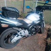Suzuki GSR 600 - 2010