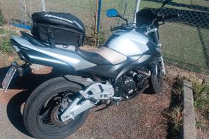 Suzuki GSR 600 - 2010