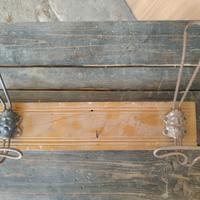 appendiabiti vintage in legno e ferro