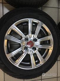 Cerchi in lega 15 Fiat grande punto gomme 4 season
