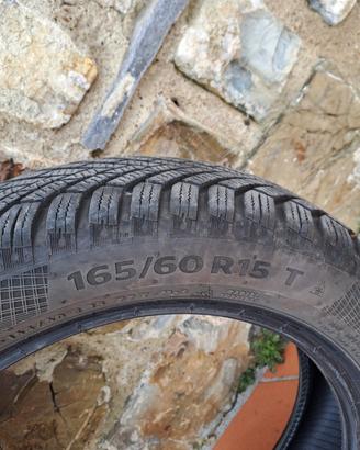 4 gomme invernali auto 165/60 R 15 T