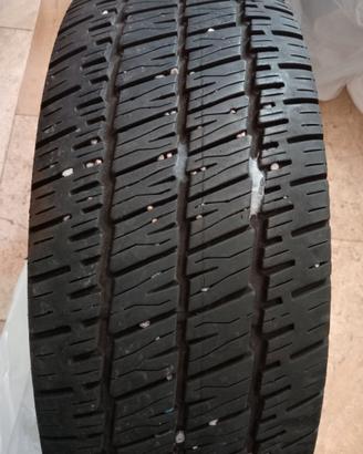 PNEUMATICI USATI AUTO E FURGONI