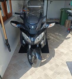 Burgman 650 2013 – 61.000 km – FULL OPTIONAL