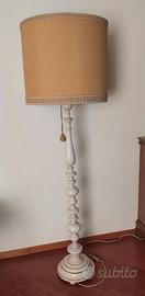 Lampada da terra laccata vintage