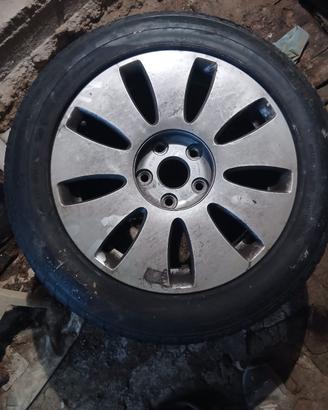 ruota piu cerchio 16 per Audi  