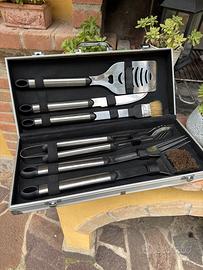 Set attrezzi barbecue