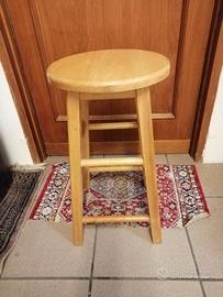 SGABELLO IN LEGNO