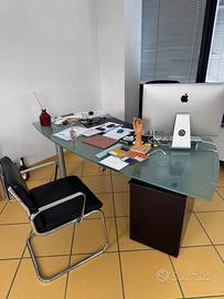 Scrivania in cristallo e casettoera legno + sedie