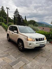 Nissan X Trail