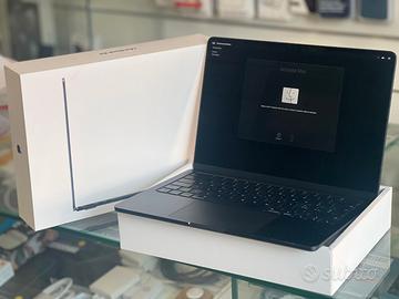 MacBook Air 13 M2 256GB 8GB RAM-Usato Aziendale