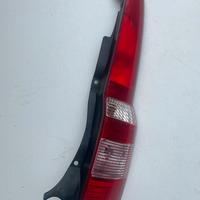 Faro posteriore fiat panda