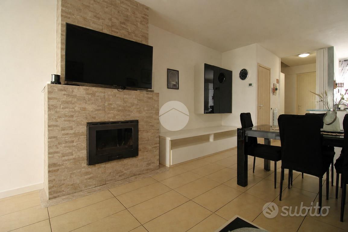 House in Romano di Lombardia, Bergamo - Vista 4