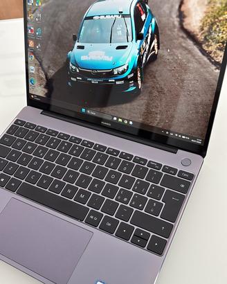Huawei Matebook 14 schermo UltraHd