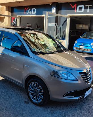 Lancia Ypsilon 1.2 69 CV 5 porte S&S Gold