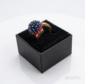 Anello in oro con zaffiri e rubini