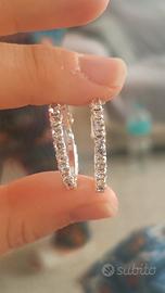 orecchini a cerchio elegante 