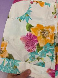 Pantaloncino a fiori taglia L