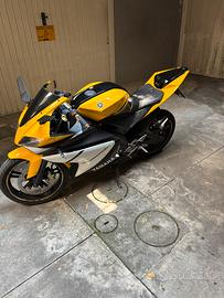 YAMAHA YZF R125