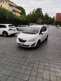 Opel Meriva b