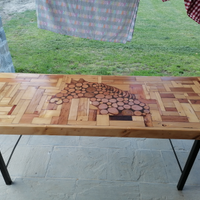 Tavolo con testa di cavallo