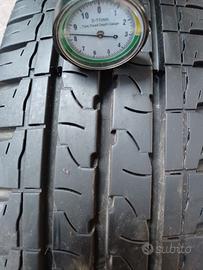 2 Gomme SEMINUOVE 195/60-16 C Kleber Transpro