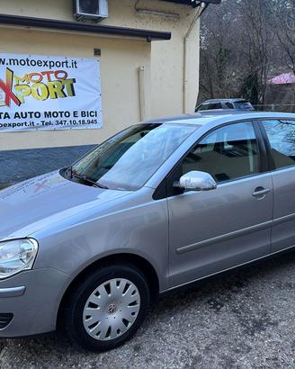 Volkswagen Polo 1.4/80CV TDI 5p. Sportline