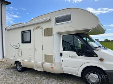 Camper mansardato