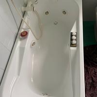 Vasca con idromassaggio Jacuzzi