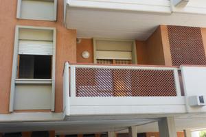 Bilocale 1^piano ammobiliato - Luni Mare