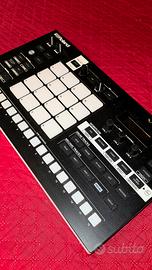 Roland Verselab MV1 Groovebox, Sampler