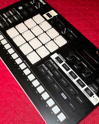 Roland Verselab MV1 Groovebox, Sampler