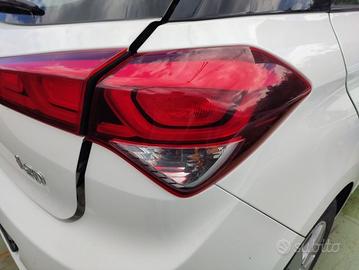 Fanale posteriore destro HYUNDAI I20 del 2015
